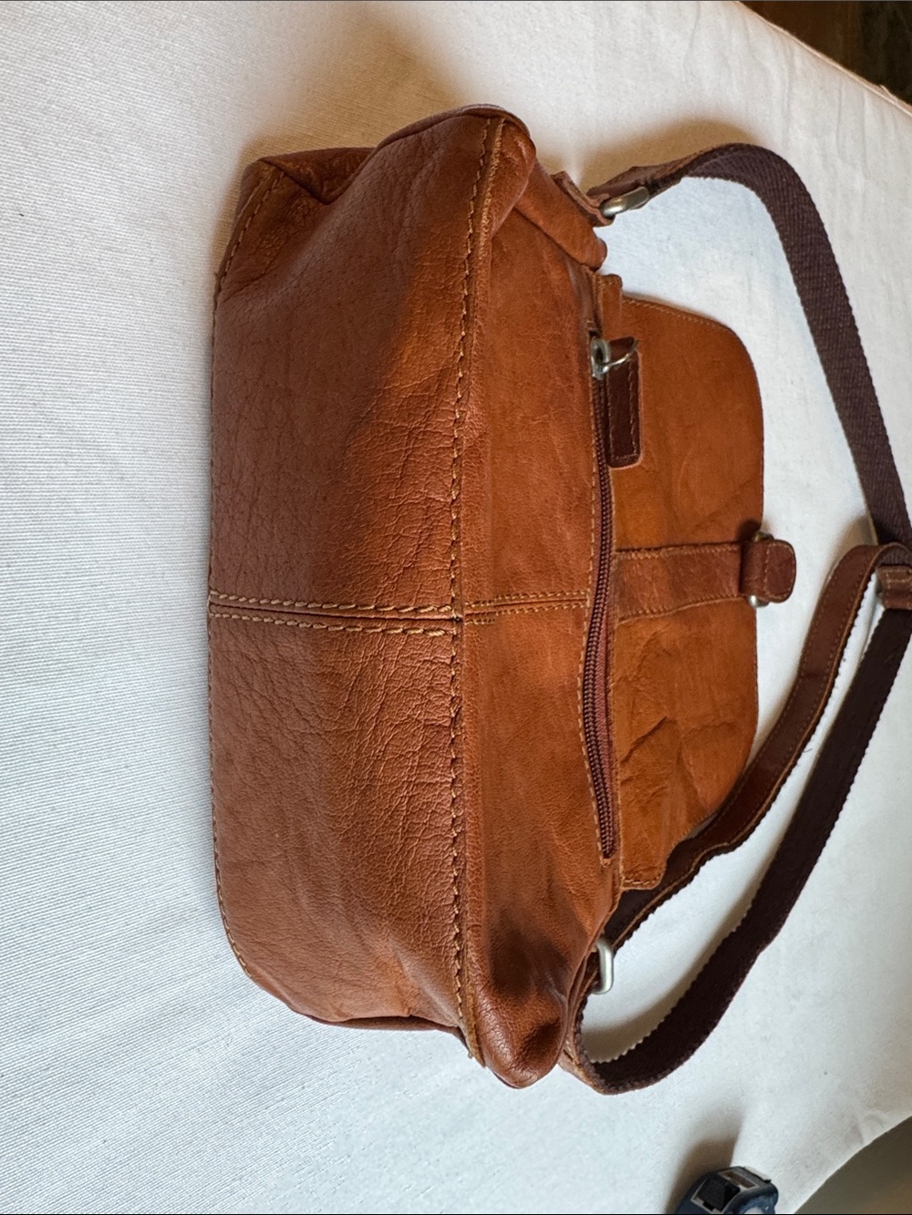 Casual Brown Leather Crossbody Bag with Adjustable Strap - Picture 4 of 5